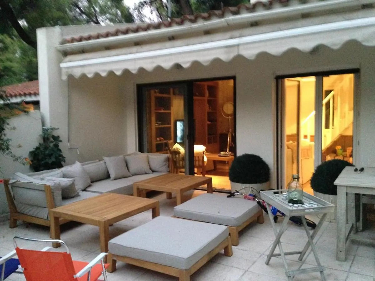 Sani Villa Leventis, Apollon And Sokrates Corner