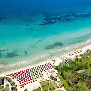 Ξενοδοχείο Simantro, Παραλία Σάνη